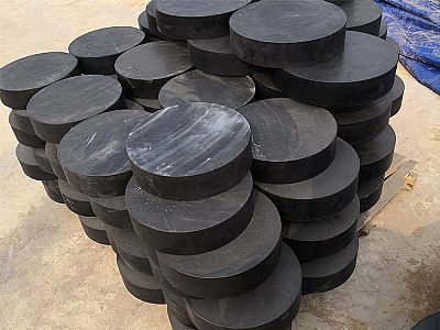 贵定县板式橡胶支座由若干层橡胶片与薄钢板经加压硫化